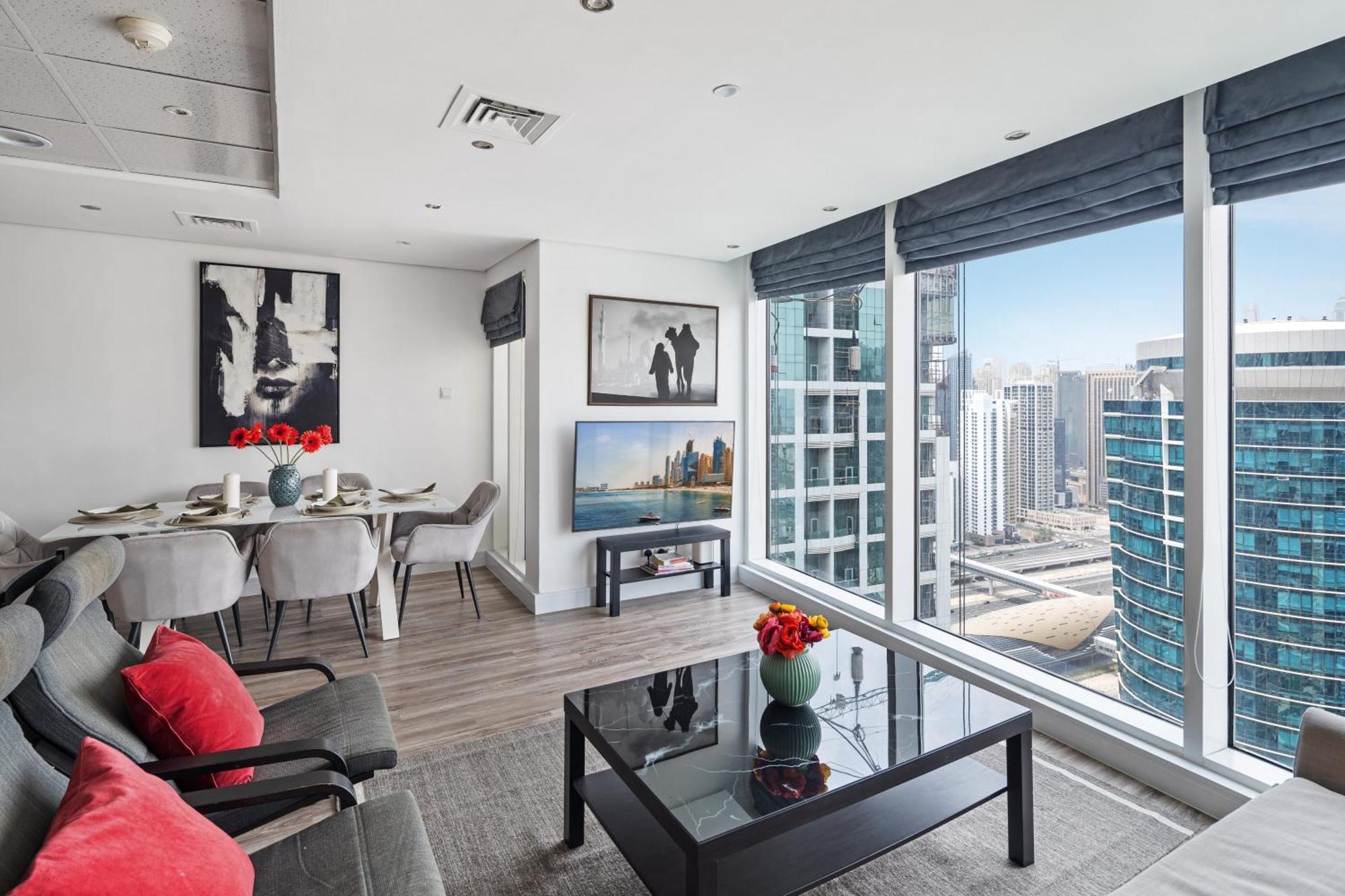 Modern & Spacious 2-Bed Condo With Panoramic Lake Views, Dual Balconies, Steps From Dubai Jlt Metro By "La Buena Vida Holiday Homes" Exterior foto
